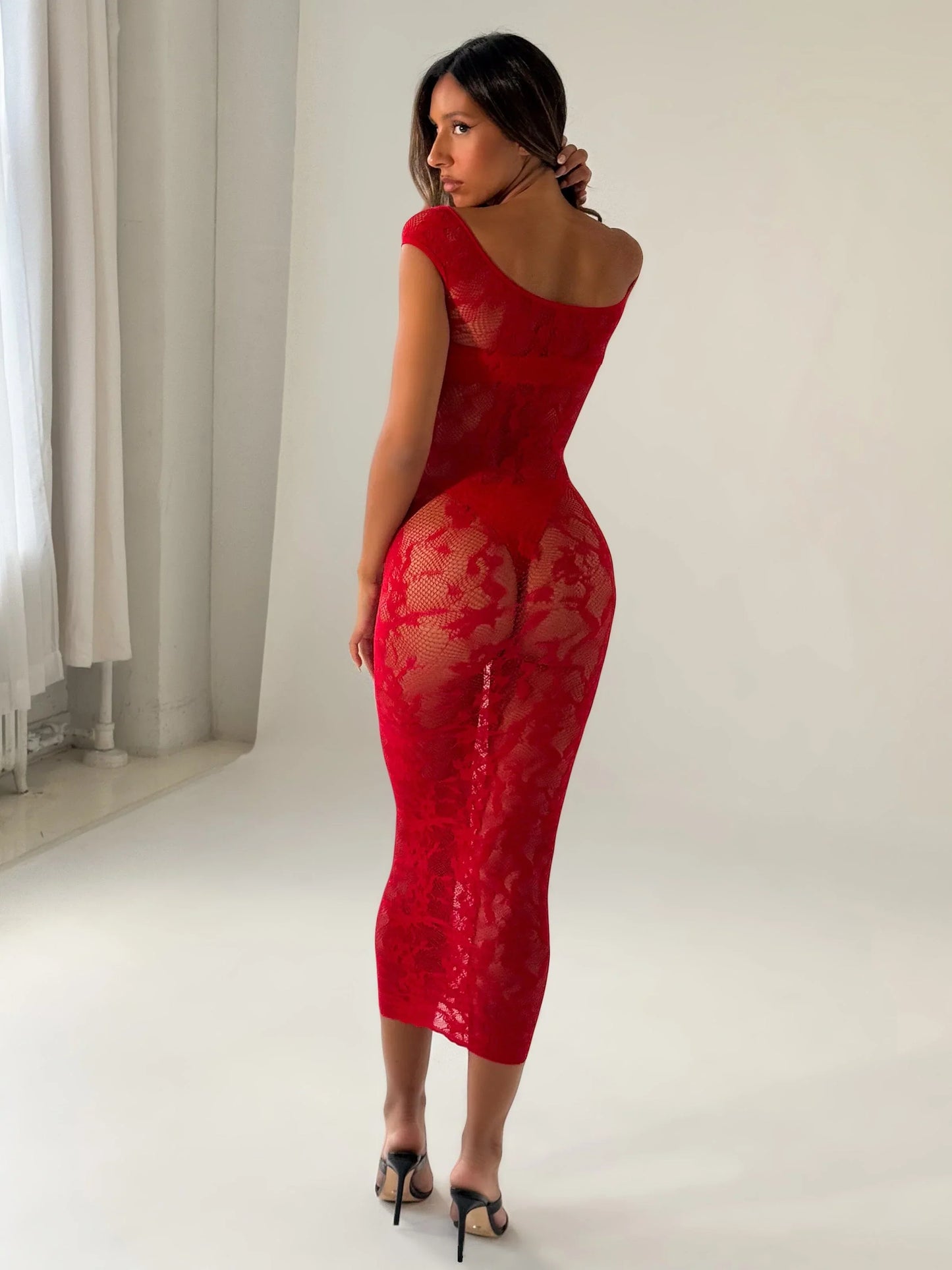 Kaelis Red Midi Dress