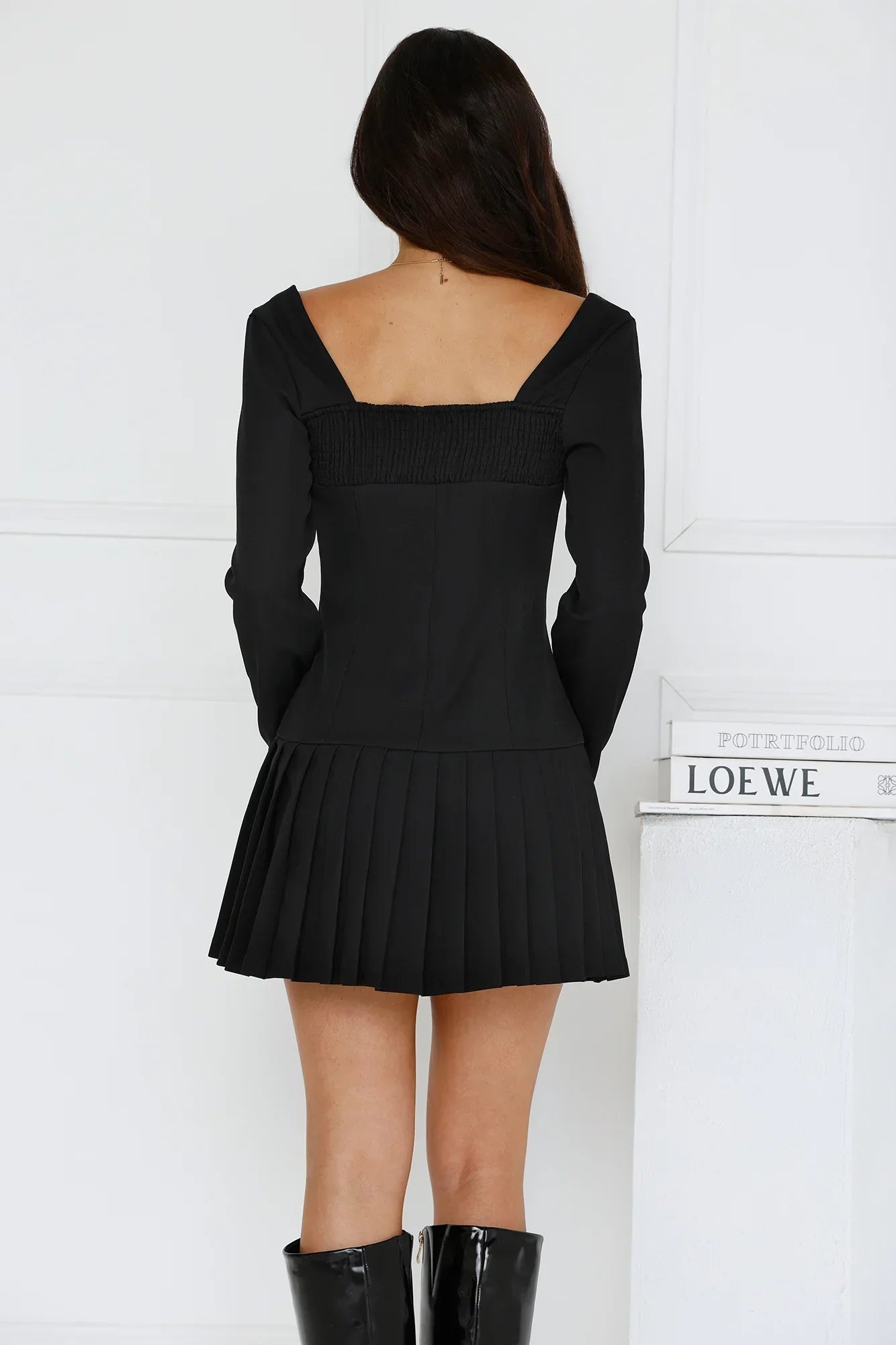 Business Class Long Sleeve Mini Dress Black
