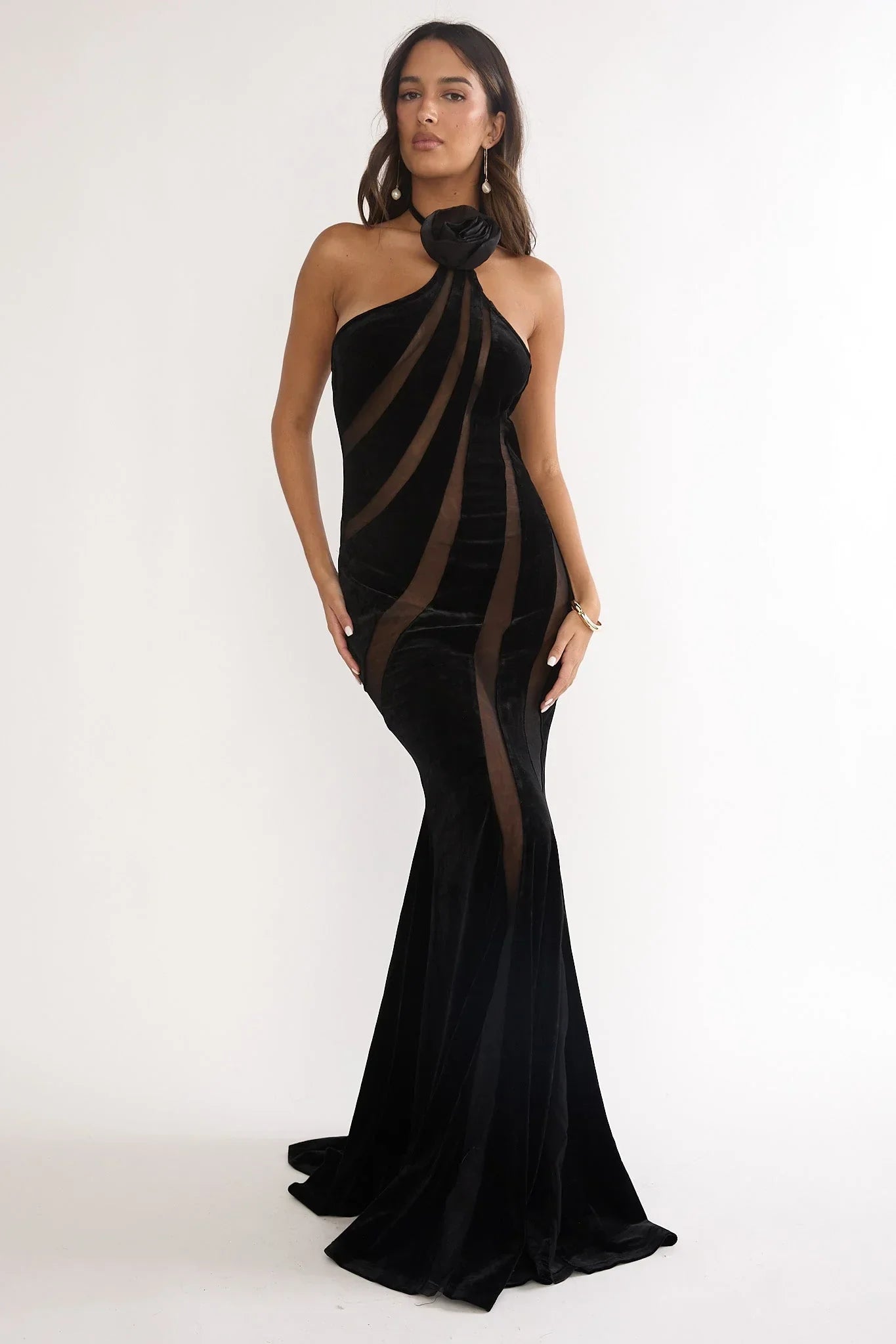 Azelia Velvet Maxi Dress Black