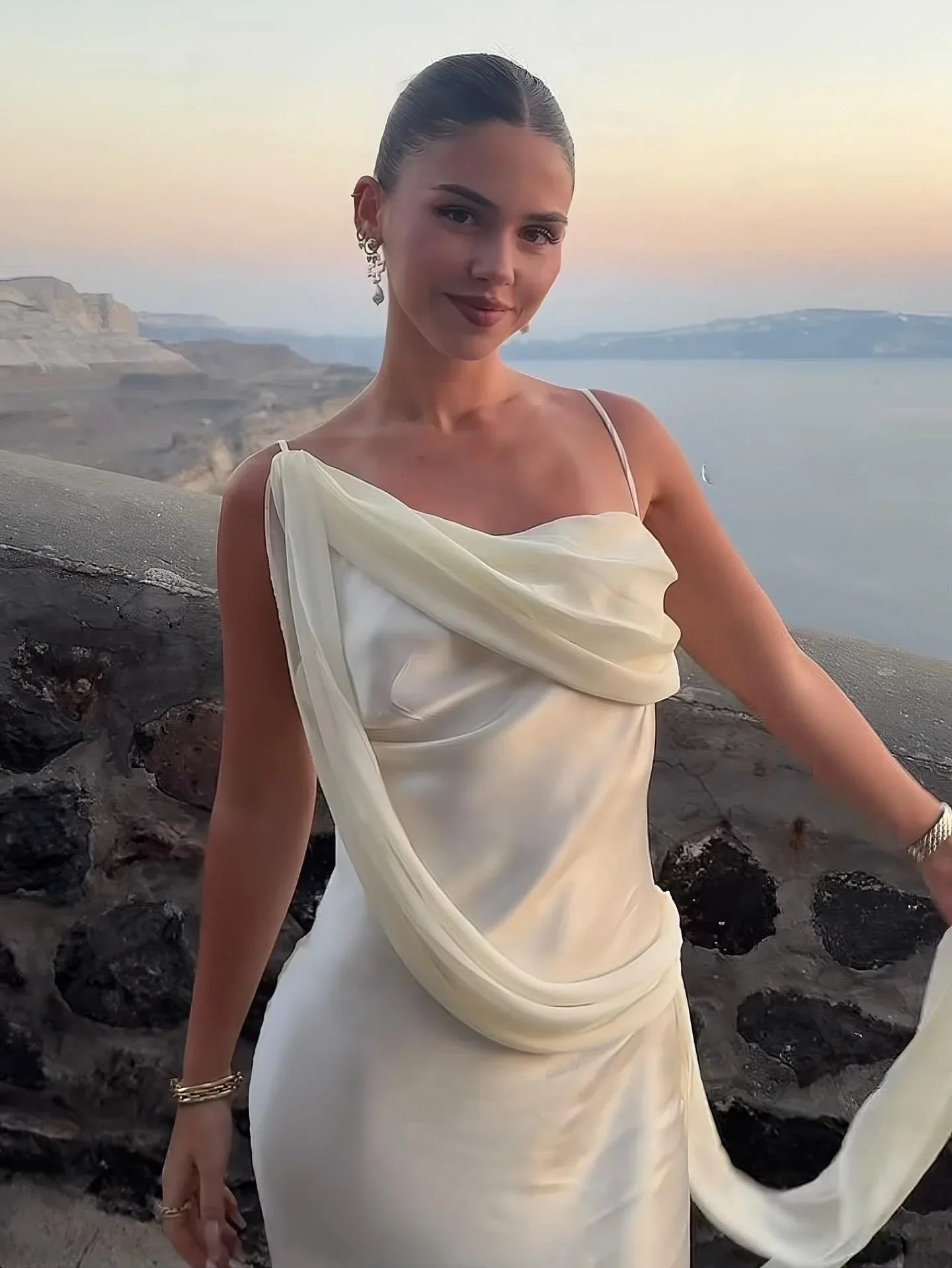 Leah Glow Maxi Dress