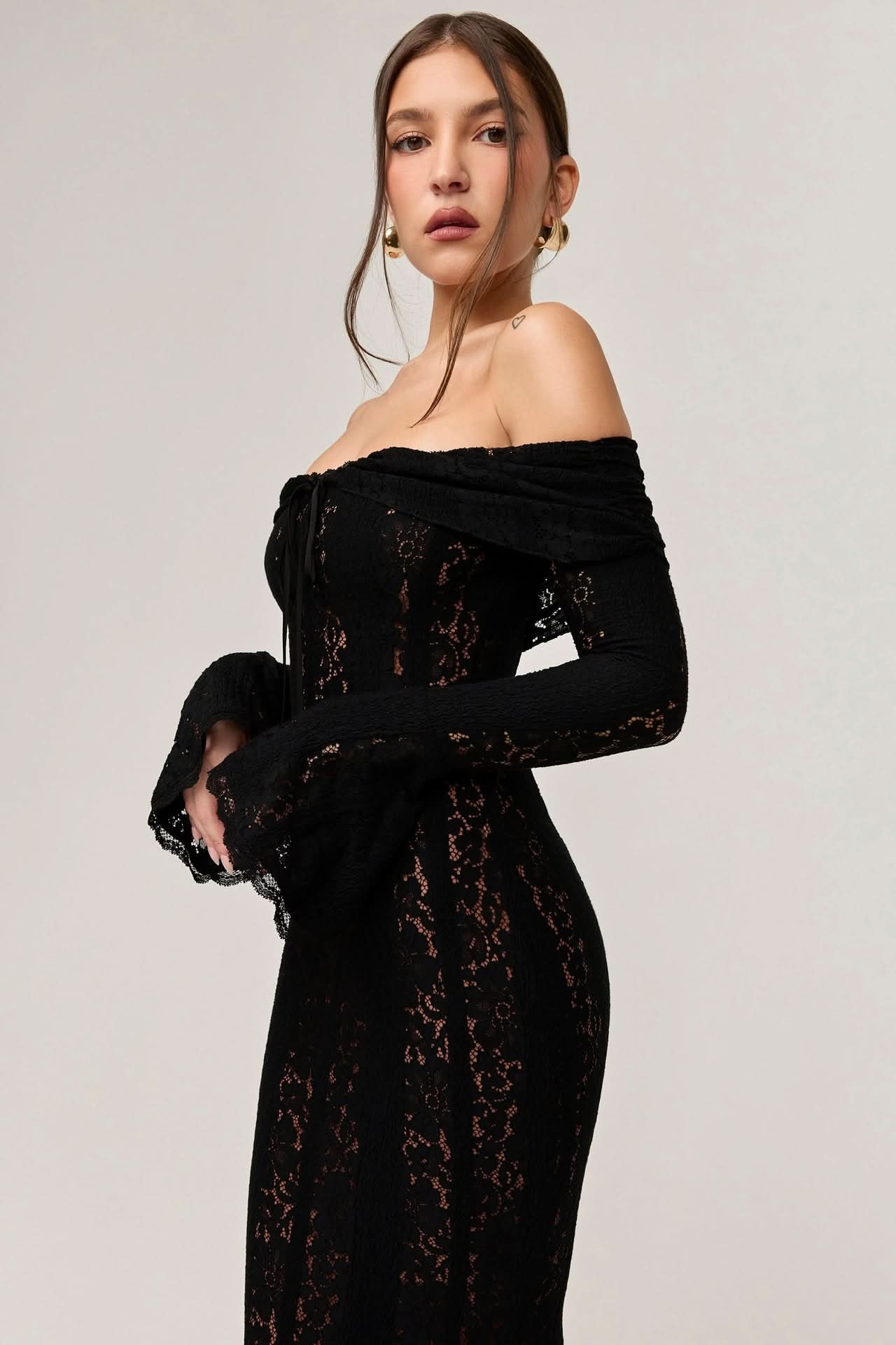 Lola Lace Maxi Dress