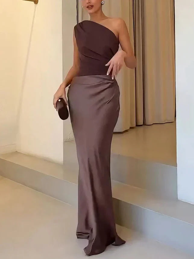 Isabelle Ruched Maxi Dress